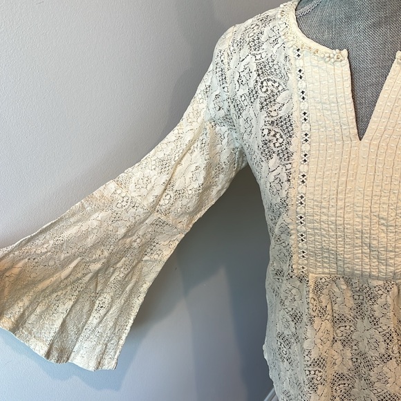 Top - Picture 3 of 4